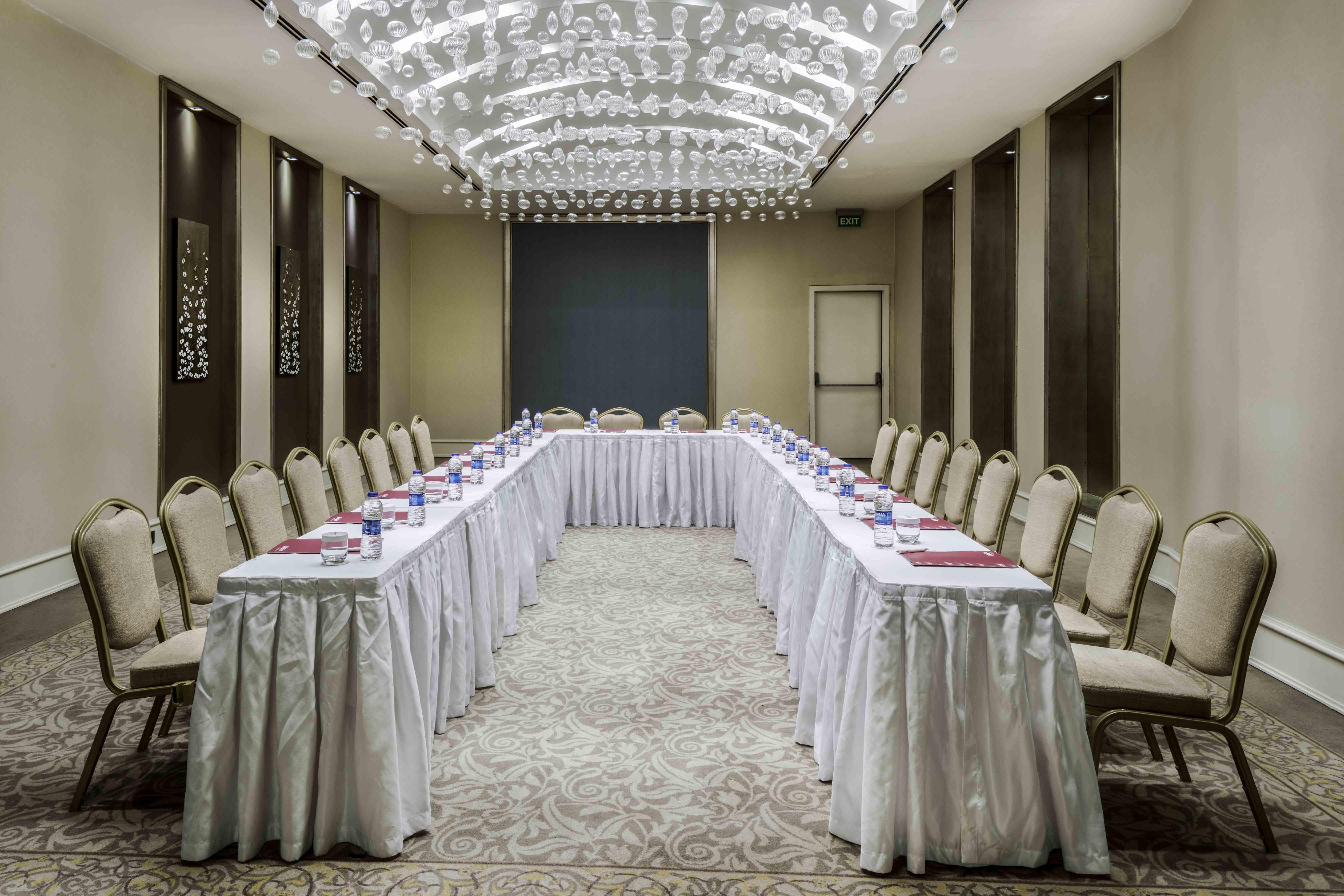 Levni Hotel & Spa - Special Category Istanbulská provincie Exteriér fotografie U-shaped table layout